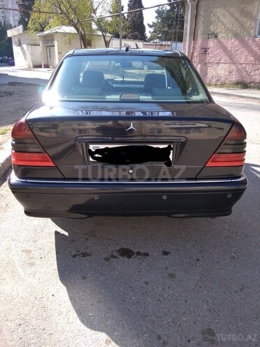 Mercedes C 220 1999, 246,000 km - 2.2 l - Sumqayıt