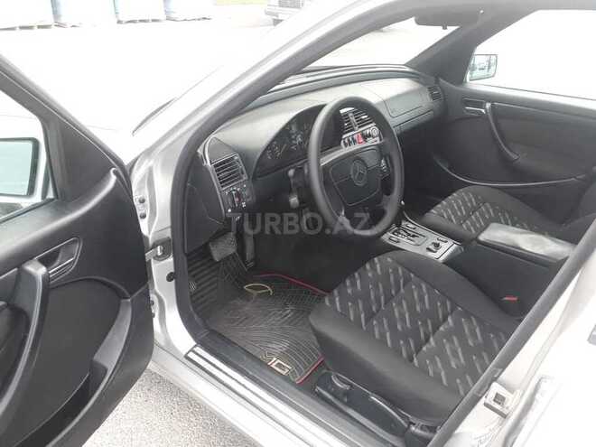 Mercedes C 220 1998, 243,794 km - 2.2 l - Sumqayıt