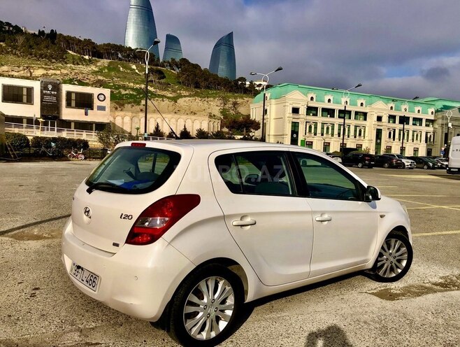 Hyundai i20 2009, 65,000 km - 1.6 l - Bakı