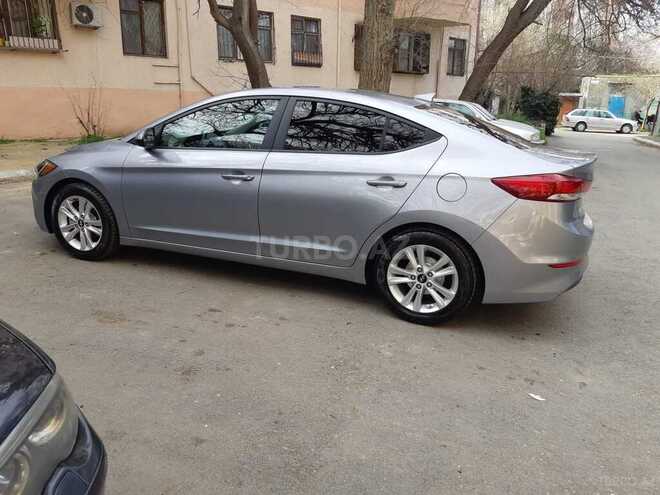 Hyundai Elantra 2017, 132,400 km - 2.0 l - Bakı