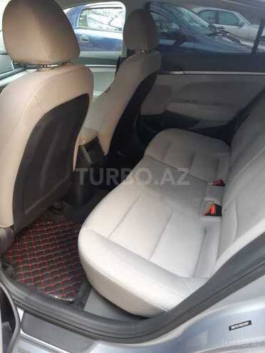 Hyundai Elantra 2017, 132,400 km - 2.0 l - Bakı