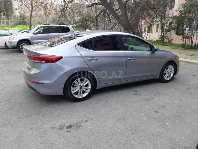 Hyundai Elantra 2017, 132,400 km - 2.0 l - Bakı
