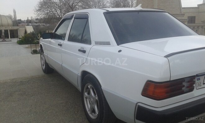 Mercedes 190 1991, 222,220 km - 1.8 л - Qazax