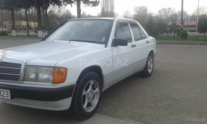 Mercedes 190 1991, 222,220 km - 1.8 л - Qazax