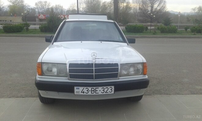 Mercedes 190 1991, 222,220 km - 1.8 л - Qazax