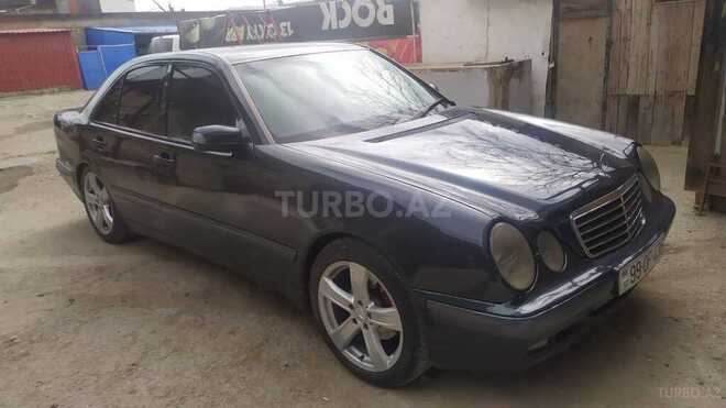 Mercedes E 270 1999, 357,125 km - 2.7 л - Bakı