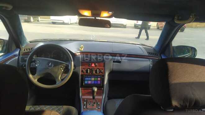 Mercedes E 270 1999, 357,125 km - 2.7 л - Bakı