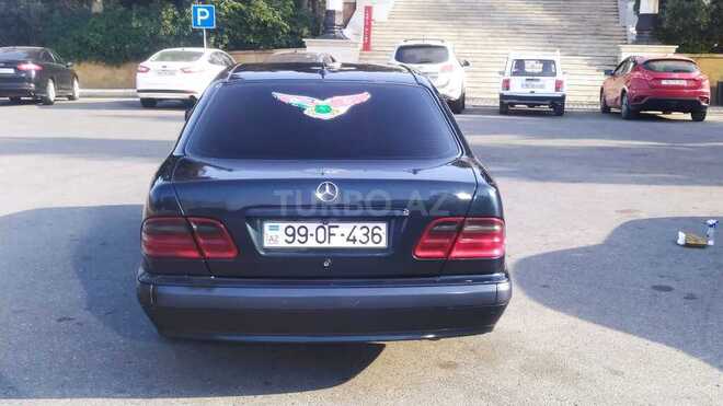 Mercedes E 270 1999, 357,125 km - 2.7 л - Bakı