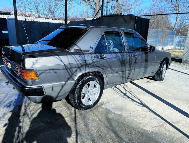 Mercedes 190 1991, 370,000 km - 2.0 л - Oğuz