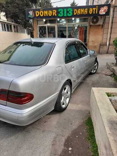 Mercedes E 300 1995, 569,543 km - 3.0 л - Bakı