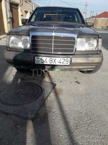 Mercedes E 300 1992, 325,000 km - 3.0 l - Bakı