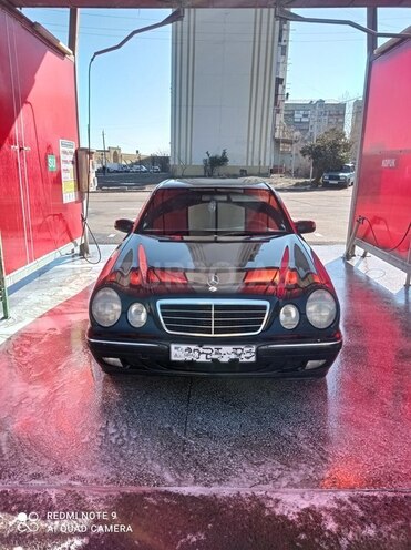 Mercedes E 300 1995, 556,000 km - 3.0 l - Samux