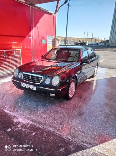 Mercedes E 300 1995, 556,000 km - 3.0 l - Samux