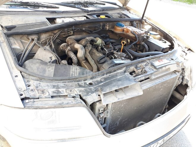 Audi A6 2000, 400,000 km - 1.9 л - Bakı