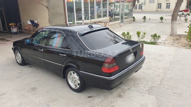 Mercedes C 230 1998, 153,000 km - 2.3 l - Bakı
