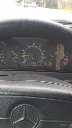 Mercedes C 230 1998, 153,000 km - 2.3 l - Bakı
