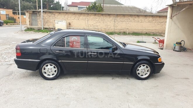 Mercedes C 230 1998, 153,000 km - 2.3 l - Bakı