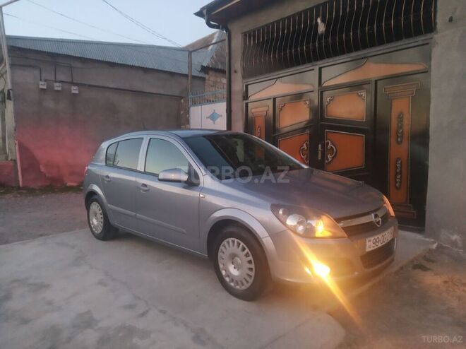 Opel Astra 2005, 250,000 km - 1.4 l - Şəki