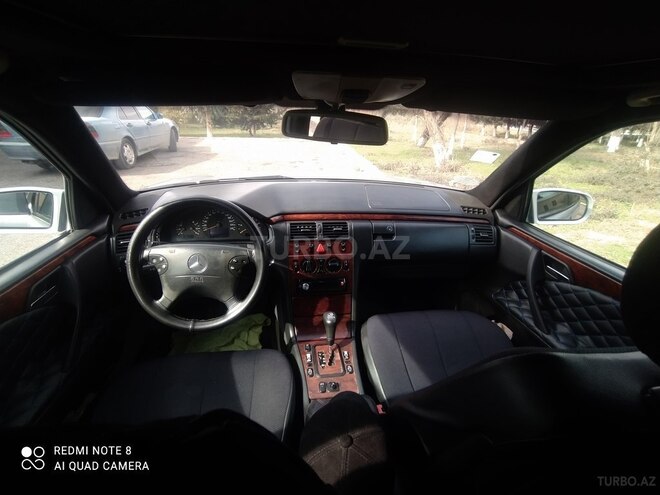 Mercedes E 220 1999, 520,000 km - 2.2 l - Şirvan