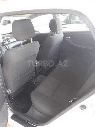 Toyota Corolla 2006, 208,000 km - 1.4 l - Bakı