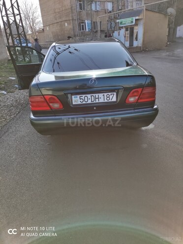 Mercedes E 230 1997, 386,900 km - 2.3 l - Bakı