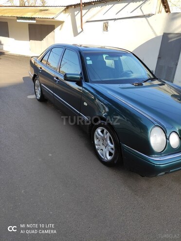 Mercedes E 230 1997, 386,900 km - 2.3 l - Bakı
