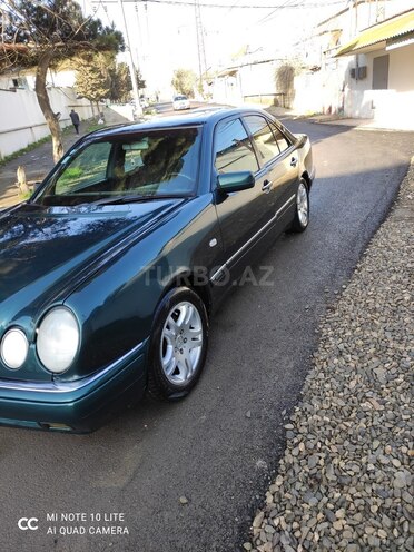 Mercedes E 230 1997, 386,900 km - 2.3 l - Bakı