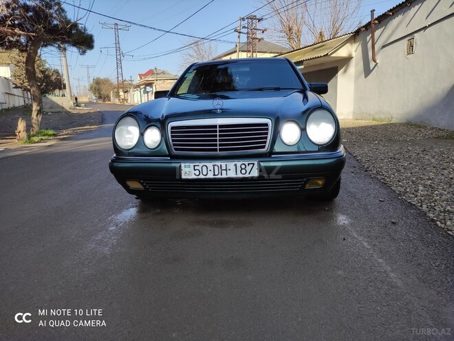 Mercedes E 230 1997, 386,900 km - 2.3 l - Bakı