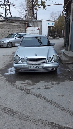 Mercedes E 240 1998, 355,000 km - 2.4 л - Bakı