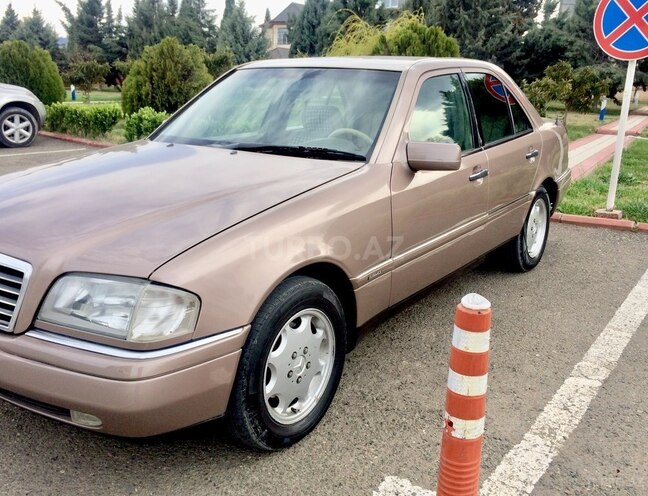 Mercedes C 180 1994, 233,734 km - 1.8 л - Gəncə