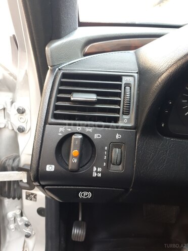 Mercedes C 180 1995, 235,601 km - 1.8 l - Bakı