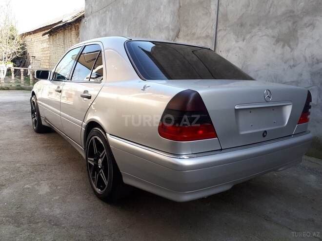 Mercedes C 180 1995, 235,601 km - 1.8 l - Bakı