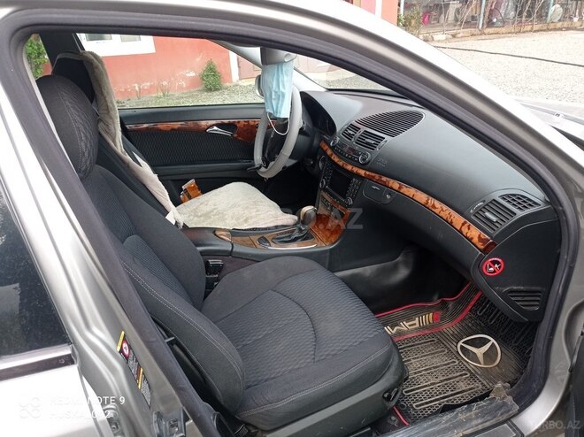 Mercedes E 240 2002, 352,641 km - 2.6 l - Lənkəran