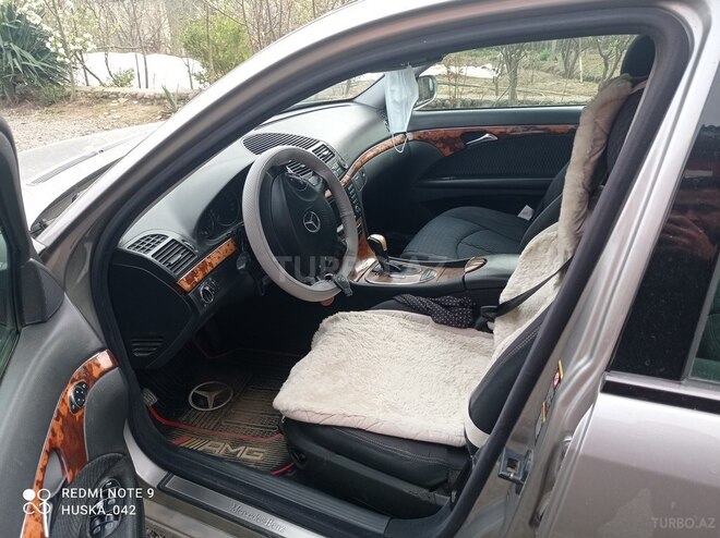 Mercedes E 240 2002, 352,641 km - 2.6 l - Lənkəran