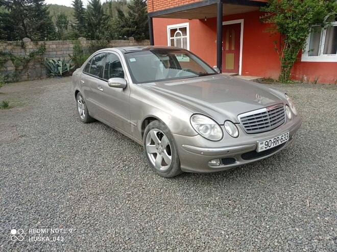 Mercedes E 240 2002, 352,641 km - 2.6 l - Lənkəran