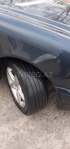 Mercedes E 240 1998, 420,000 km - 2.4 л - Gəncə