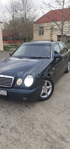 Mercedes E 240 1998, 420,000 km - 2.4 л - Gəncə