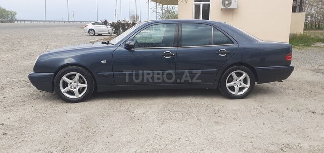 Mercedes E 240 1998, 420,000 km - 2.4 л - Gəncə