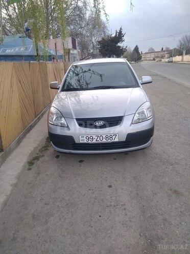 Kia Rio 2005, 188,000 km - 1.5 л - Qazax