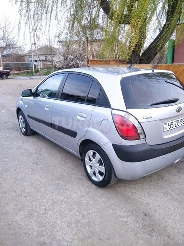 Kia Rio 2005, 188,000 km - 1.5 л - Qazax