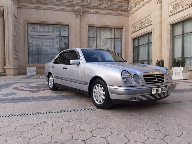 Mercedes E 230 1997, 323,000 km - 2.3 l - Bakı
