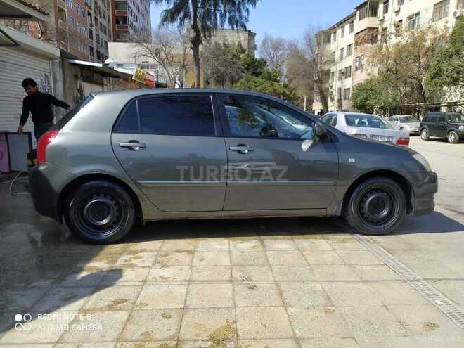Toyota Corolla 2006, 215,000 km - 1.4 l - Bakı