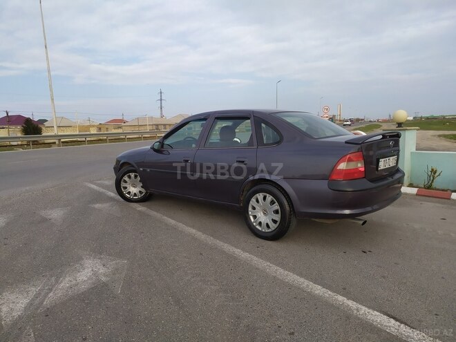 Opel Vectra 1996, 325,641 km - 2.0 l - Sumqayıt