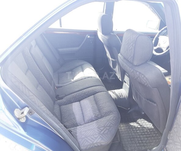 Mercedes C 220 1994, 323,457 km - 2.2 l - Bakı