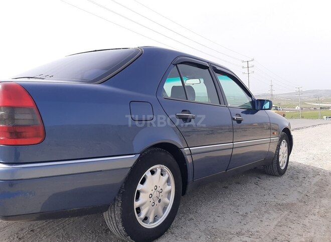 Mercedes C 220 1994, 323,457 km - 2.2 l - Bakı