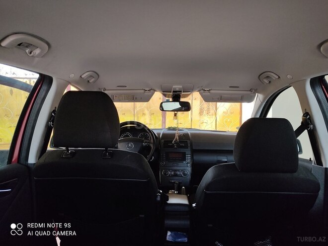 Mercedes A 180 2009, 113,700 km - 1.8 л - Bakı