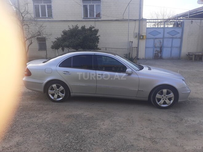Mercedes E 220 2004, 211,246 km - 2.2 l - Gəncə