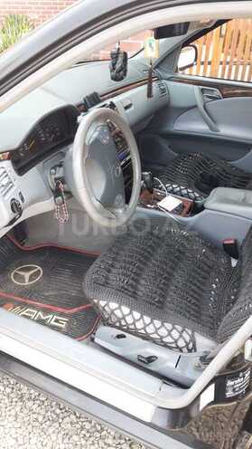 Mercedes E 200 2000, 320,000 km - 2.0 l - Bakı