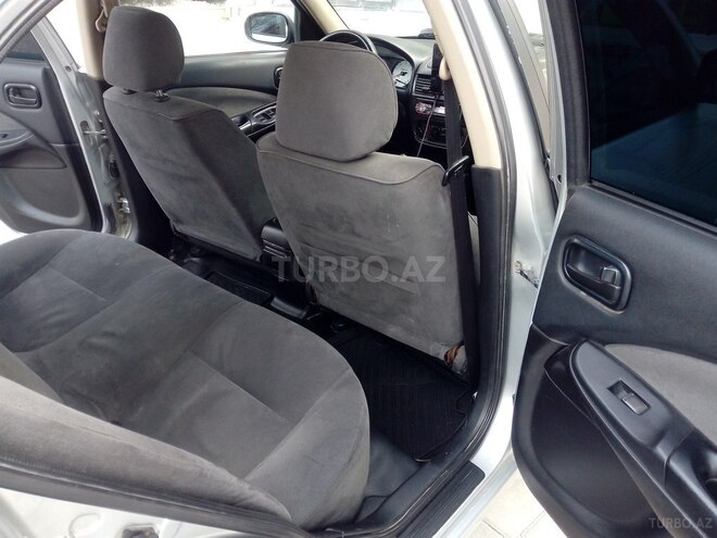 Nissan Sunny 2005, 296,000 km - 1.6 л - Sumqayıt