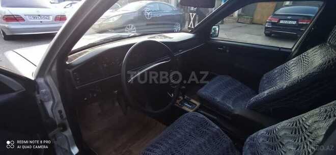 Mercedes 190 1992, 250,000 km - 2.0 l - Sumqayıt
